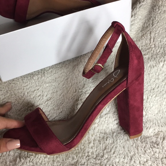 Shoes - Picture 3 of 3